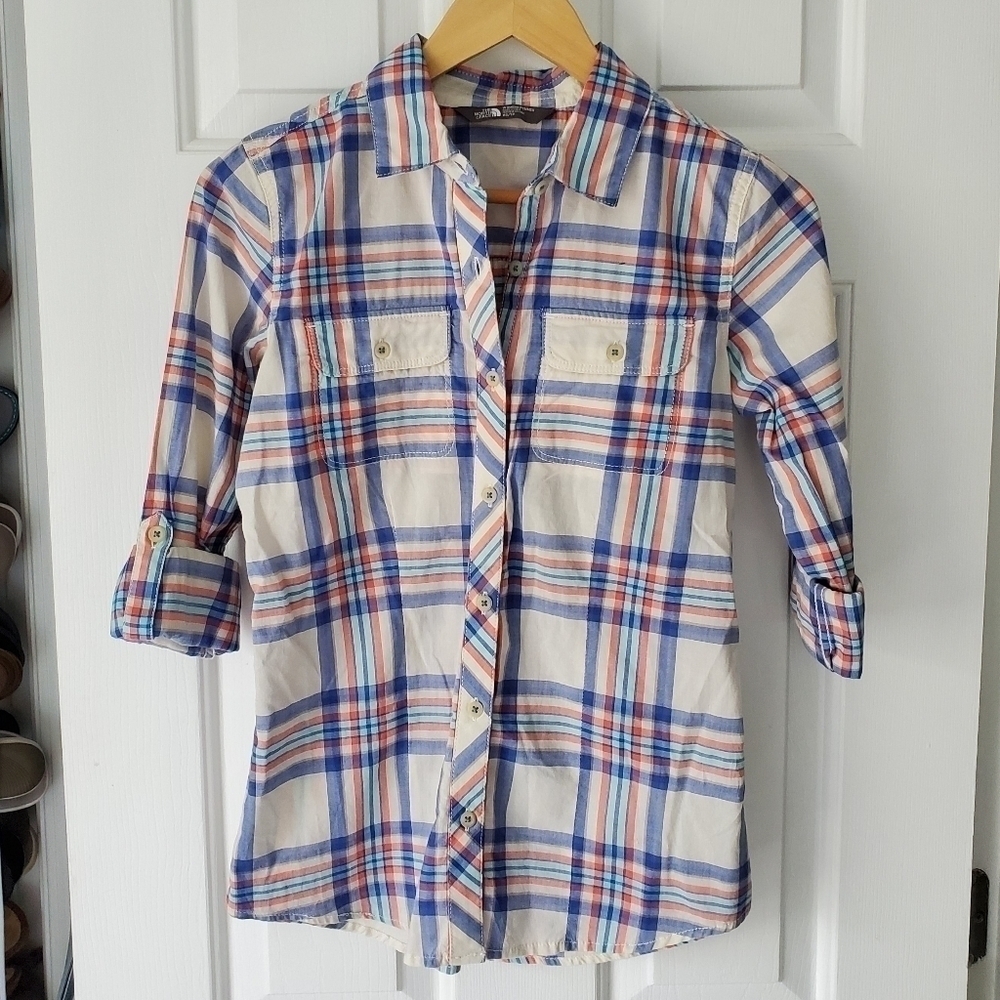 The North Face Lightweight Shirt White Blue Red Roll Tab Sleeve Button Up XS